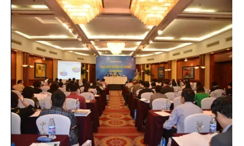 Tập đoàn Hòa Phát đạt 481 tỷ đồng lợi nhuận trong quý I