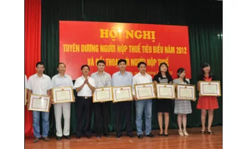 Nhiều công ty thuộc Hòa Phát được biểu dương về thuế