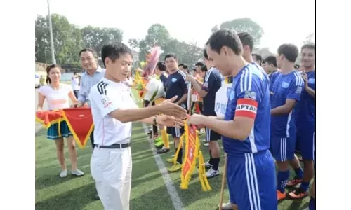 Tưng bừng ngày khai mạc giải bóng đá Hòa Phát lần thứ 3 