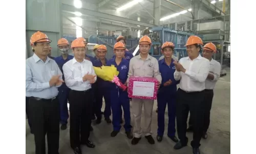 Bí thư Thành ủy Đà Nẵng thăm C.ty TNHH MTV Ống Thép Hòa Phát