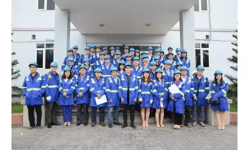 Gần 60 nhà đầu tư đã về thăm nhà máy của Hòa Phát