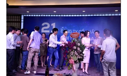 Tưng bừng lễ kỷ niệm 21 năm Thành lập Nội Thất Hòa Phát