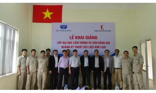 Khai giảng lớp đào tạo ĐH ngành Kỹ thuật vật liệu kim loại