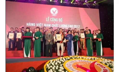 Nội thất Hòa Phát đạt chứng nhận Hàng VN Chất lượng cao
