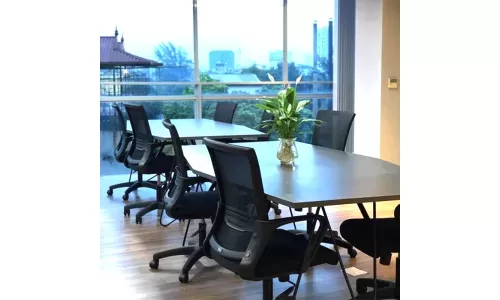 Phân tích tính năng bảo vệ sức khỏe của ghế lưới ngã lưng