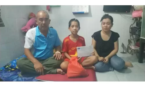 Nội thất Hòa Phát hỗ trợ gia đình công nhân có con bị tai nạn giao thông