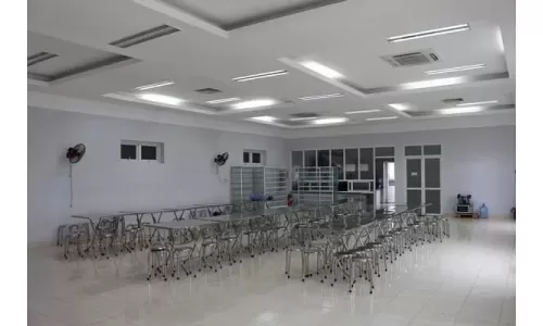 Đặc điểm nổi bật của bàn ăn công nghiệp inox