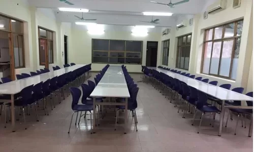 Review 5 mẫu bàn ăn inox nhà ăn công nhân Hòa Phát