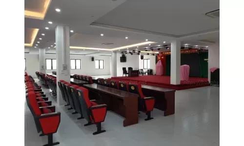 Cung cấp Bàn ghế hội trường 700m2 Công ty may Hưng Long