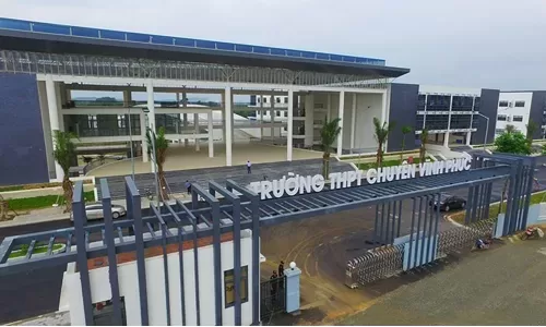 “Check in” nội thất tại Top 10 Trường THPT “xịn xò” nhất Việt Nam
