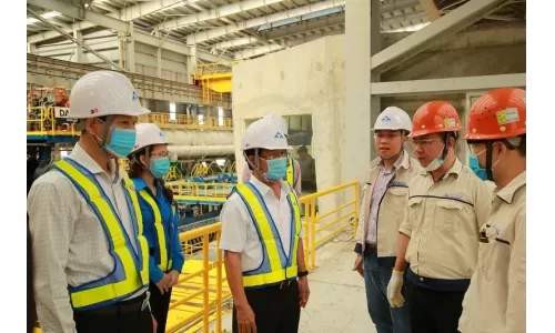 Lãnh đạo tỉnh Quảng Ngãi làm việc với Công ty Thép Hòa Phát Dung Quất