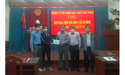 Nội thất Hòa Phát ủng hộ xã Tân Quang phòng chống dịch Covid-19