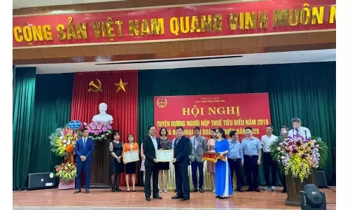 Tập đoàn Hòa Phát được vinh danh về công tác thuế tại Hưng Yên