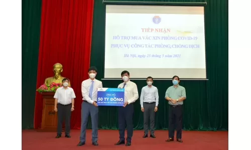 Tập đoàn Hòa Phát ủng hộ 50 tỷ đồng vào Quỹ mua vắc xin phòng Covid-19
