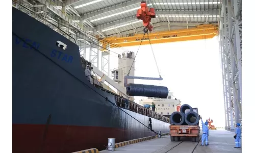 Sản lượng xuất khẩu thép Hòa Phát duy trì đà tăng trưởng những tháng cuối năm