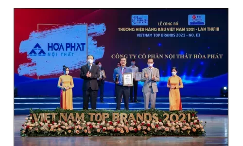 Nội thất Hòa Phát nhận danh hiệu Top 10 Thương hiệu hàng đầu Việt Nam 2021