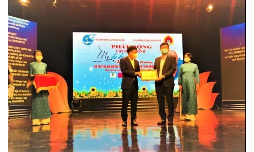 Hòa Phát hỗ trợ đỡ đầu 40 trẻ mồ côi tại tỉnh Hải Dương trong 5 năm