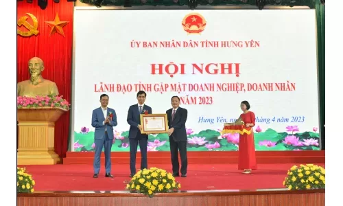 Tập đoàn Hòa Phát được trao tặng Huân chương Lao động hạng Nhì