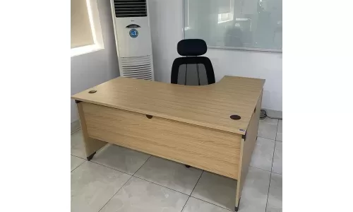 Bàn làm việc chữ L chân sắt - Thiết kế hiện đại, tiện ích và bền bỉ