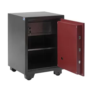 Két sắt cap cấp UN62DT06