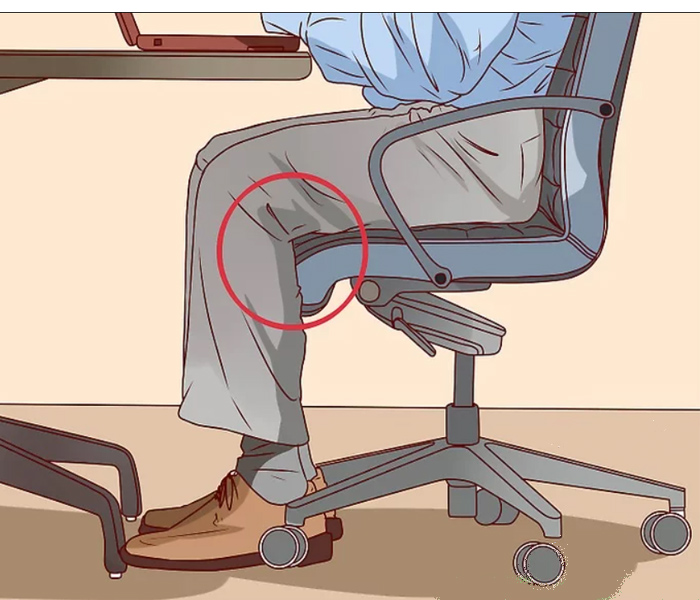 Hãy chắc chắn rằng bàn chân của bạn được đặt ở mức phù hợp so với chỗ ngồi của bạn