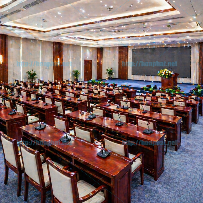 Bàn hội trường có bục phát biểu chuyên nghiệp